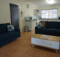 11 Bomburra Court - Rainbow Beach Comfortable Beach House Plenty of boat parking - Accommodation Mermaid Beach