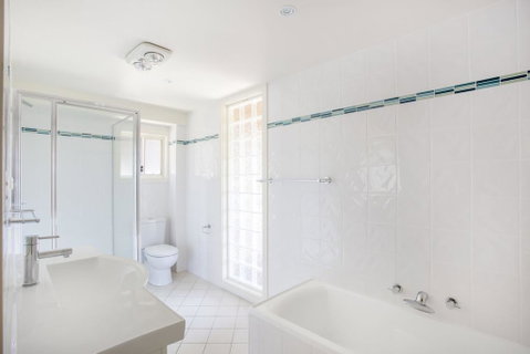 11 Riley St - Stylishly Modern - Accommodation Mermaid Beach 1