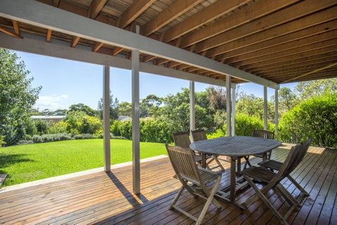 11 Riley St - Stylishly Modern - Accommodation Mermaid Beach 3
