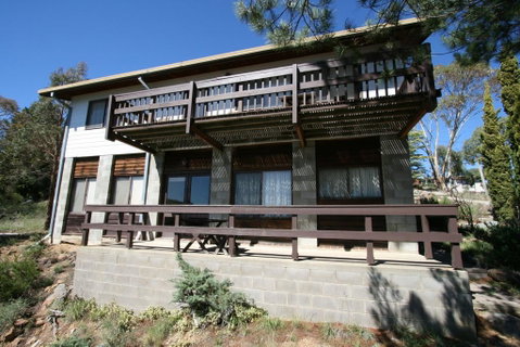 11 Townsend Street, Jindabyne - Accommodation Mermaid Beach 1