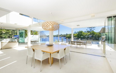 12 Noosa Parade - Accommodation Mermaid Beach 0