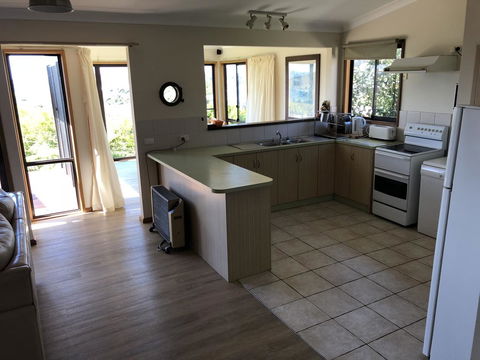 121 Montague Avenue, Kianga - Accommodation Mermaid Beach 3