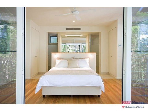 14 Little Cove Road - Accommodation Mermaid Beach 1