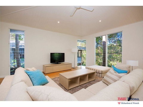14 Little Cove Road - Accommodation Mermaid Beach 2