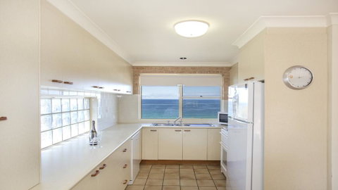 143 Mitchell Pde - Magnificent Outlook - Accommodation Mermaid Beach 3