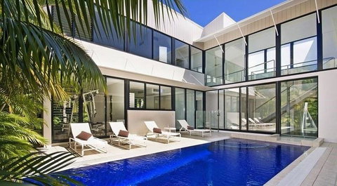 15 Witta Circle - Accommodation Mermaid Beach 0