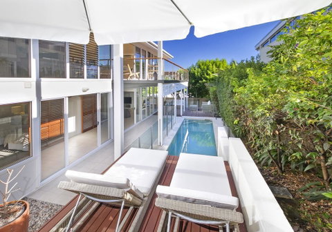 16 The Quarterdeck - Accommodation Mermaid Beach 2