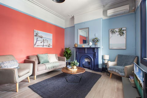 2-Bed Apartment Metres From Coogee Beach And Dining - Accommodation Mermaid Beach 0