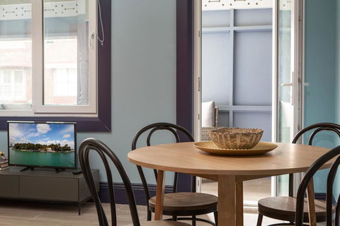 2-Bed Apartment Metres From Coogee Beach And Dining - Accommodation Mermaid Beach 3