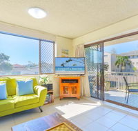 20 Kingsway 3 Bedroom Holiday Apartment - Accommodation Mermaid Beach