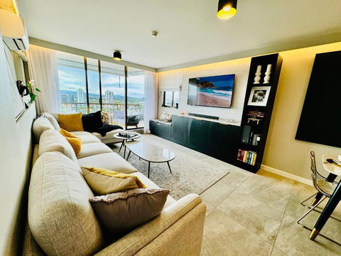 Beachside Bliss - High Floor 2 Bedroom With Stunning River Views - Accommodation Mermaid Beach 0