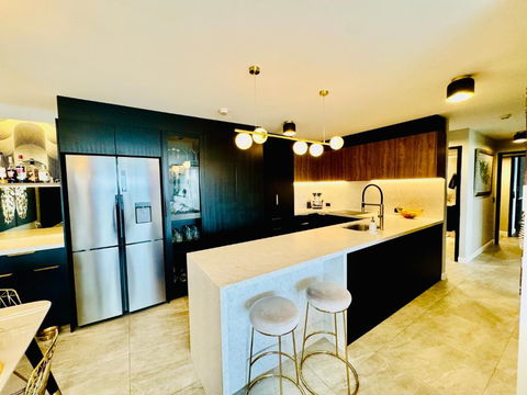 Beachside Bliss - High Floor 2 Bedroom With Stunning River Views - Accommodation Mermaid Beach 1