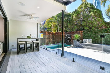 Bliss On The Island - Indulgence At It\'s Best! with Accommodation Mermaid Beach