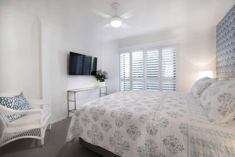 Budds Villa 2 By Khove - Accommodation Mermaid Beach 3