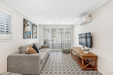 Budds Villa 2 By Khove - Accommodation Mermaid Beach 2