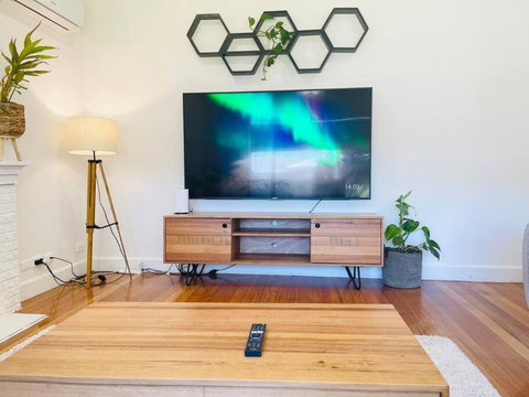 D133 St Alban Station Stay - Accommodation Mermaid Beach 2