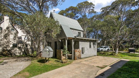 Deep Powder - Accommodation Mermaid Beach 2