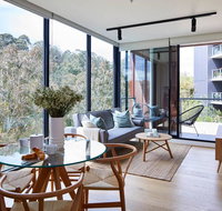 2BR Apt With Yarra River Views  Parking - Accommodation Mermaid Beach