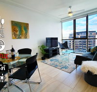 2BR Food  Drink Hub  Gym Pool Views Roof Terrace - Accommodation Mermaid Beach