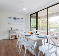 3 'Bangalee' 41 Soldiers Point Rd - Fantastic Waterfront Unit with Pool WIFI  Chromecast - Accommodation Mermaid Beach