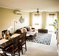 3 Bdrm House With Parking  Outdoor Entertaining - Accommodation Mermaid Beach
