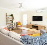 3 Bedroom Apartment Minutes from Main Beach - Accommodation Mermaid Beach