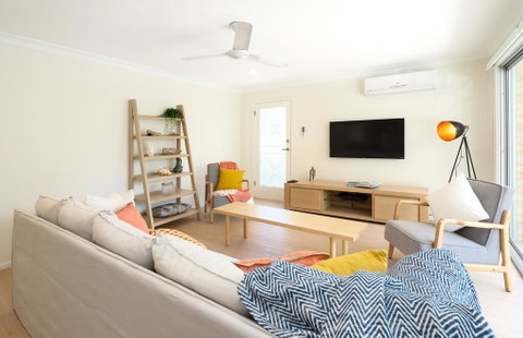 3 Bedroom Apartment Minutes From Main Beach - Accommodation Mermaid Beach 0