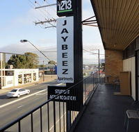 3 BEDROOM APARTMENT ST MARYS - Accommodation Mermaid Beach
