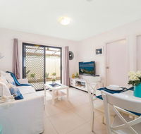 3 Bedroom cozy and quiet holiday home - Accommodation Mermaid Beach