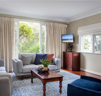3-Bed House near Bondi Beach with Balcony Parking - Accommodation Mermaid Beach