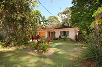 35 Santa Monica Avenue Coolum Beach Pet Friendly Linen Included