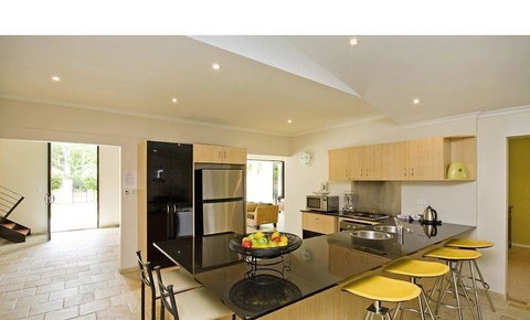 6 Witta Circle - Accommodation Mermaid Beach 3