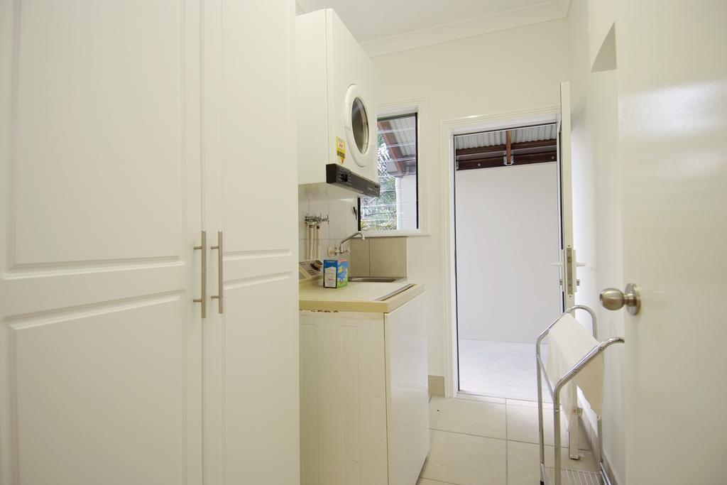 Machans Beach QLD Accommodation Mermaid Beach