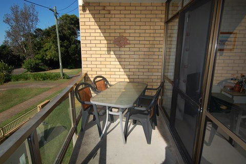 7 Flynn's Beach Apartment - Accommodation Mermaid Beach 2