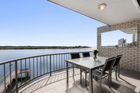 7 Wharf Street