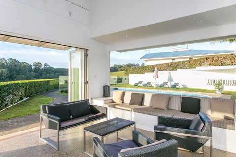 A PERFECT STAY - Byron's Brae - Accommodation Mermaid Beach 1