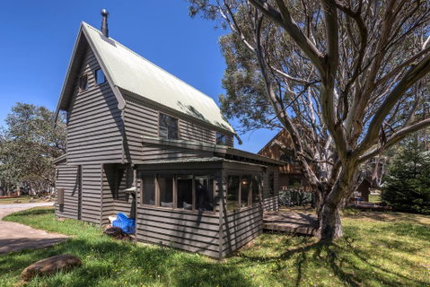 Aaragon - Accommodation Mermaid Beach 2