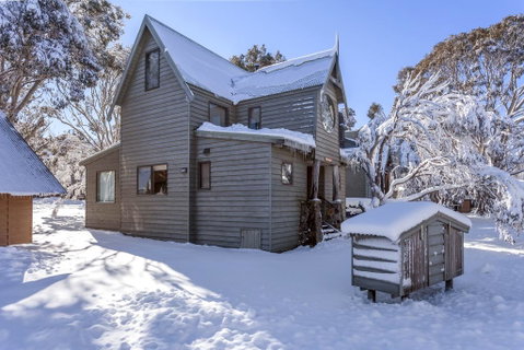 Aaragon - Accommodation Mermaid Beach 0