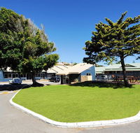 Abrolhos Reef Lodge - Accommodation Mermaid Beach