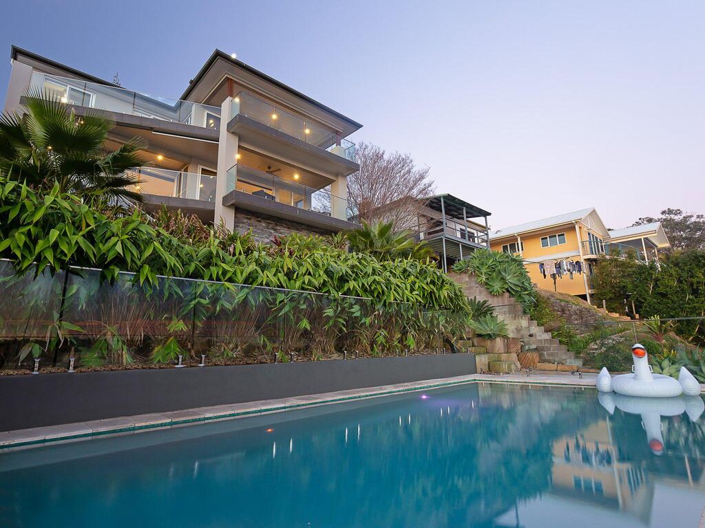 Buttaba NSW Accommodation Mermaid Beach