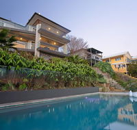 Absolute Waterfront Lakehouse Fishing Point Waterfront Pool Jetty - Accommodation Mermaid Beach