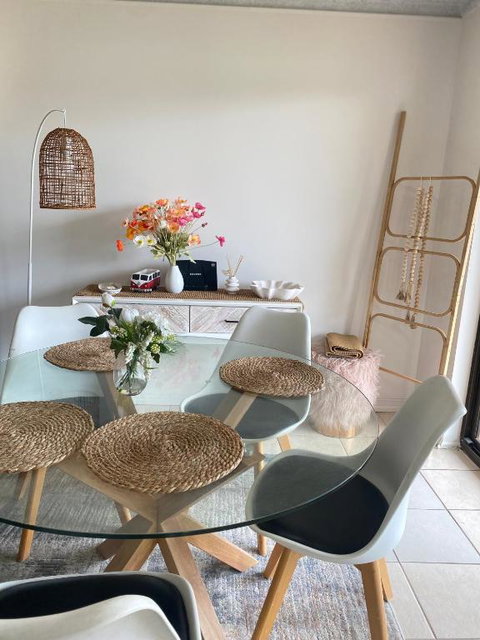 Fabulous Canal-front Unit In Mooloolaba - Accommodation Mermaid Beach 4