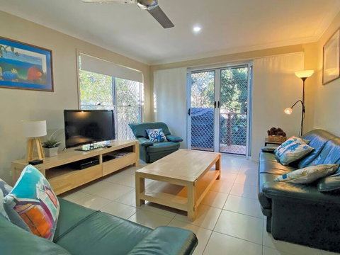 FLIP FLOP INN - Accommodation Mermaid Beach 2