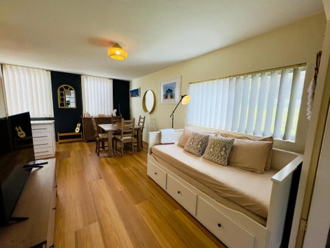 FORR64 - Cosy East Perth Retreat - Accommodation Mermaid Beach 0