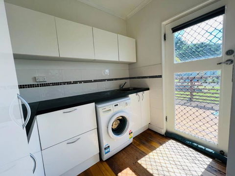 Garden House 15 Min To Hobart CBD - Accommodation Mermaid Beach 4