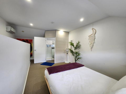Gawler Townhouses 1a - Accommodation Mermaid Beach 2