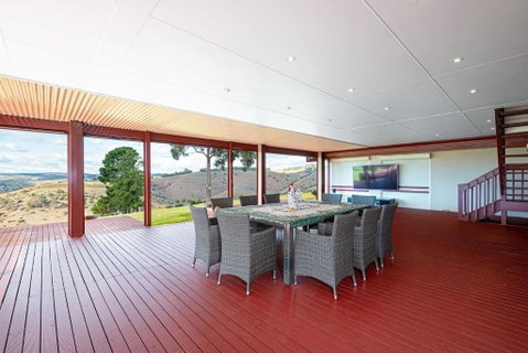 Goldfields View - Accommodation Mermaid Beach 2