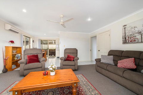 H1211 Mission Terrace Lakewood Heights Estate - Accommodation Mermaid Beach 2