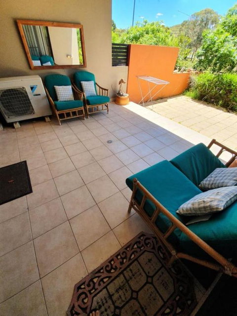 Ground Level 2BR 2BA Apartment W Courtyard - Accommodation Mermaid Beach 1