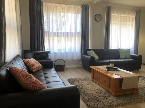 Heart Of The Farm Country Cottage In Tallarook - Accommodation Mermaid Beach 2